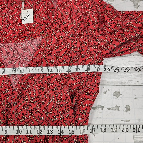 Free People Red Floral Tie-Front Tunic - Picture 8 of 12